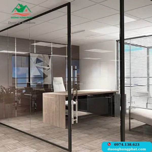 thi công vách kính cường lực giá rẻ